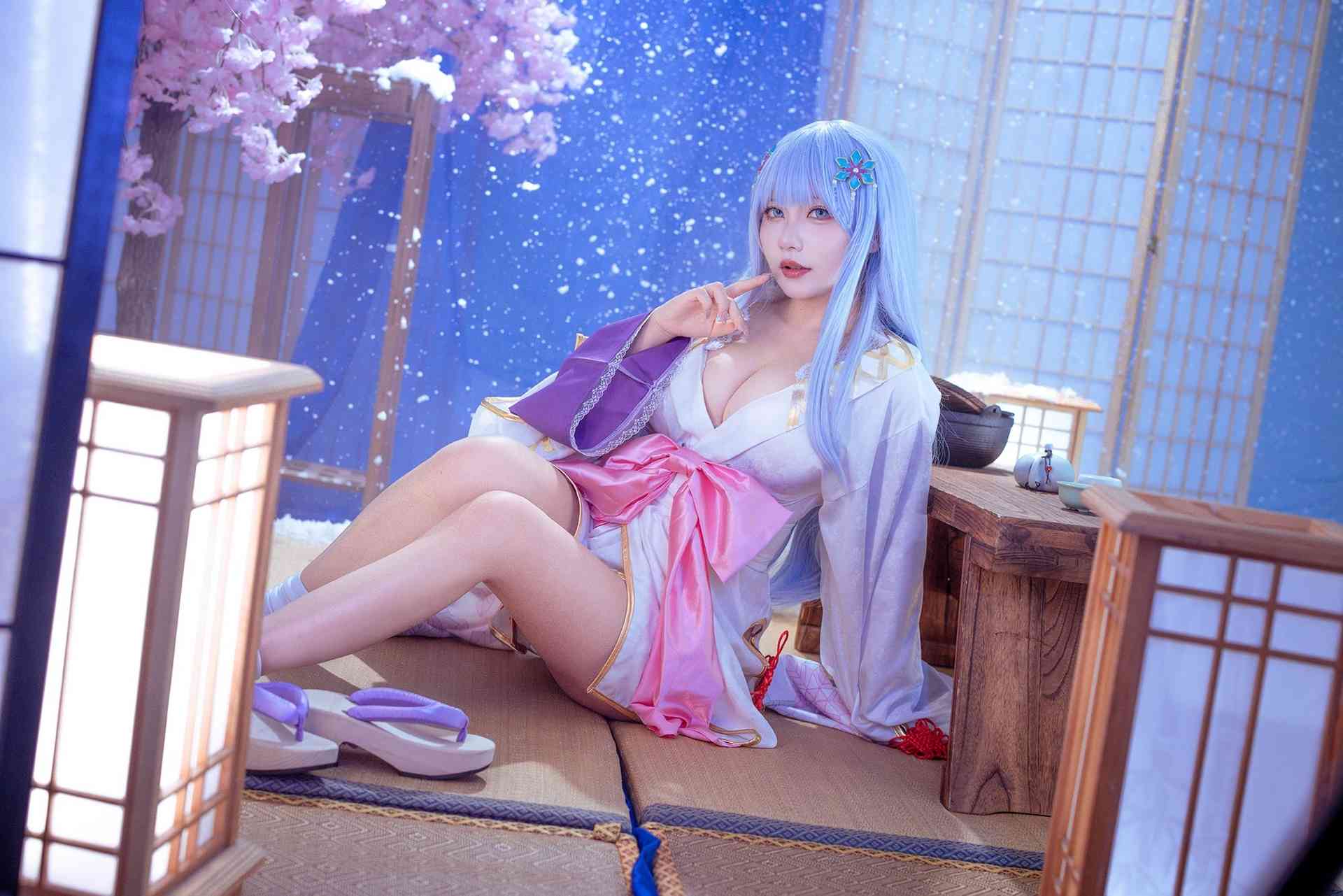 是一只熊仔吗美少女万华镜异闻：雪女 白雪姬